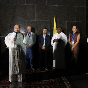 Benção do Padre Omar em evento exclusivo no Cristo Redentor